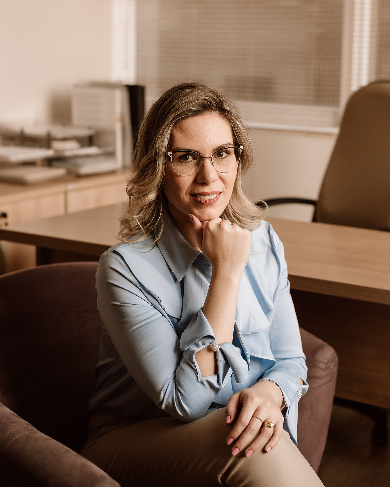 Dra. Patrícia Brandão em consultório